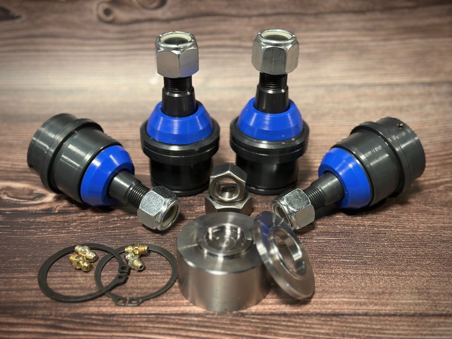 ** SET OF 4** EMF Dodge Ram 2500/3500 00-02 4WD Upper and Lower Ball Joint Kit